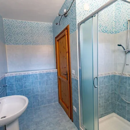 Mit Zwei Betten By Interhome Apartment Biancareddu